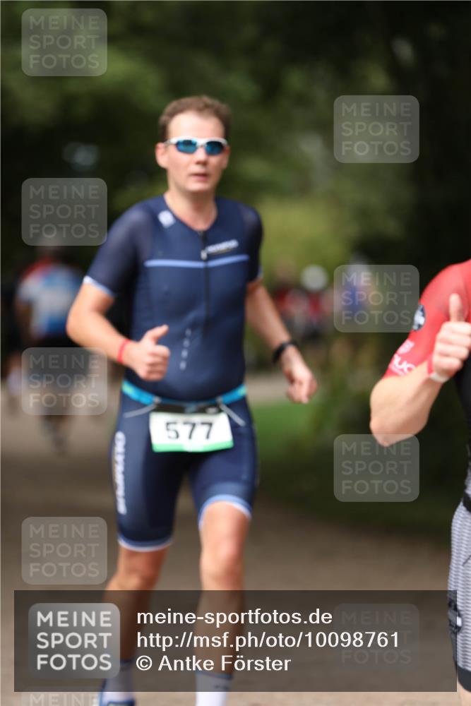 30.08.2026 - Elbe Triathlon Hamburg Antke Förster http://msf.ph/oto/10098761 30.08.2026 10:46:46 Laufen 577 meine-sportfotos.de
