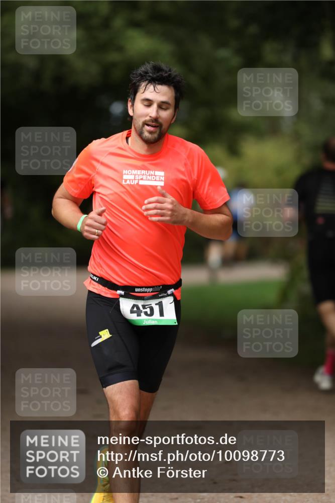 30.08.2026 - Elbe Triathlon Hamburg Antke Förster http://msf.ph/oto/10098773 30.08.2026 10:46:53 Laufen 451 meine-sportfotos.de