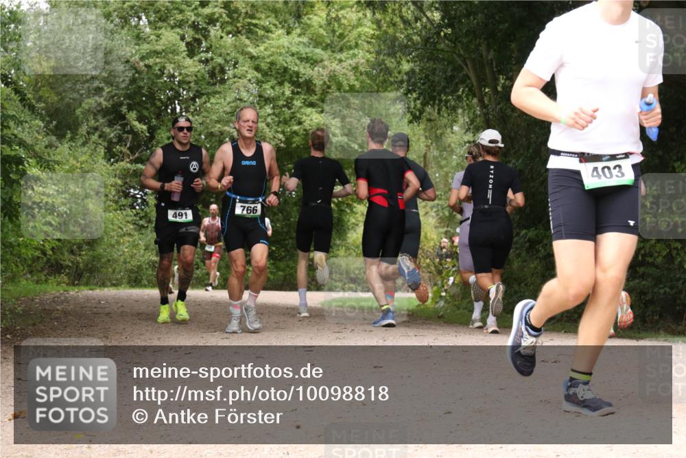 30.08.2026 - Elbe Triathlon Hamburg Antke Förster http://msf.ph/oto/10098818 30.08.2026 10:50:43 Laufen 491, 766, 403 meine-sportfotos.de