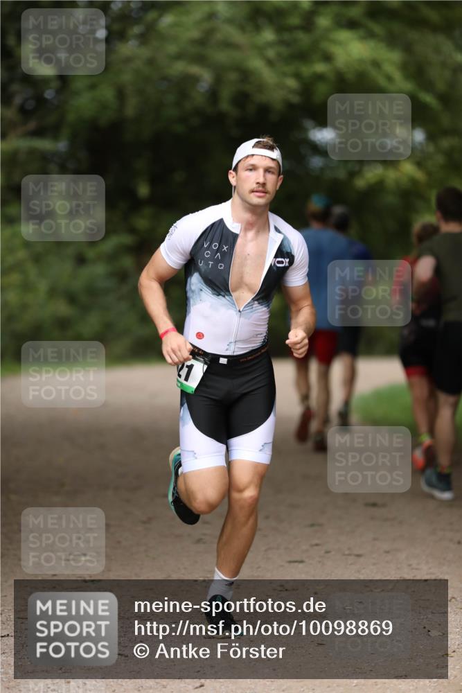 30.08.2026 - Elbe Triathlon Hamburg Antke Förster http://msf.ph/oto/10098869 30.08.2026 10:47:51 Laufen 1 meine-sportfotos.de
