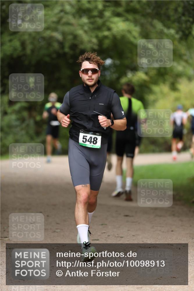 30.08.2026 - Elbe Triathlon Hamburg Antke Förster http://msf.ph/oto/10098913 30.08.2026 10:48:42 Laufen 548 meine-sportfotos.de