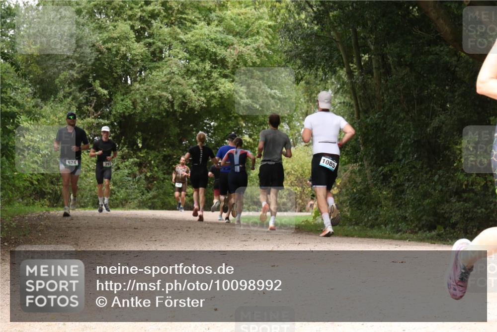 30.08.2026 - Elbe Triathlon Hamburg Antke Förster http://msf.ph/oto/10098992 30.08.2026 10:52:46 Laufen 674, 391, 1085 meine-sportfotos.de