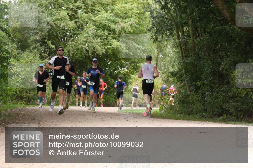 30.08.2026 - Elbe Triathlon Hamburg Antke Förster http://msf.ph/oto/10099032 30.08.2026 10:53:10 Laufen 556, 1, 60, 519, 438, 640 meine-sportfotos.de