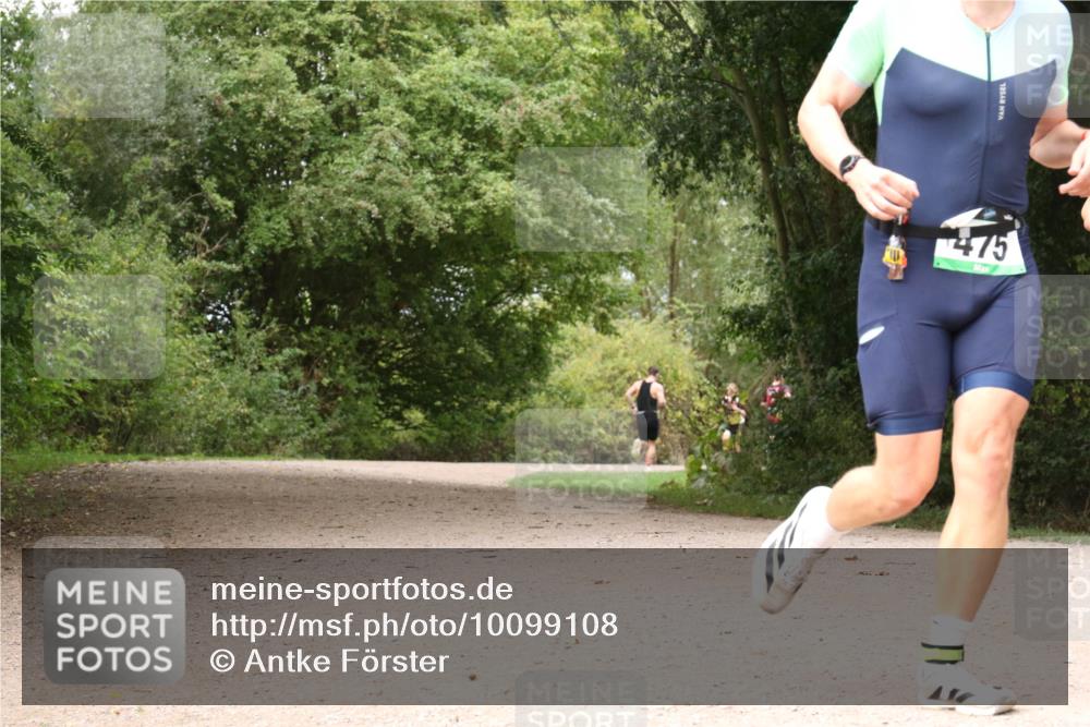 30.08.2026 - Elbe Triathlon Hamburg Antke Förster http://msf.ph/oto/10099108 30.08.2026 10:53:51 Laufen 475 meine-sportfotos.de