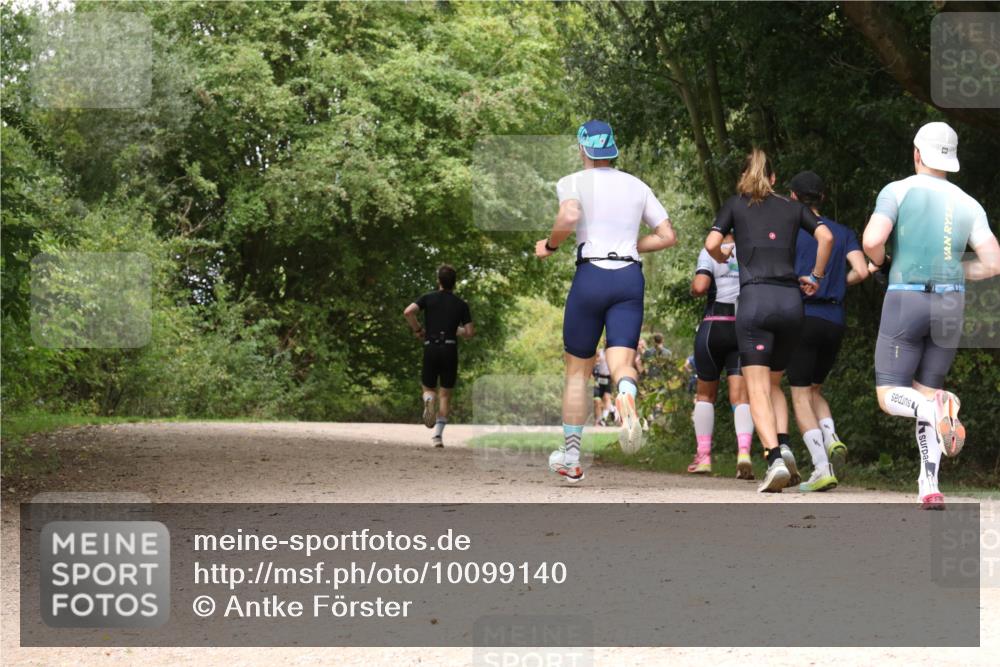 30.08.2026 - Elbe Triathlon Hamburg Antke Förster http://msf.ph/oto/10099140 30.08.2026 10:54:19 Laufen  meine-sportfotos.de