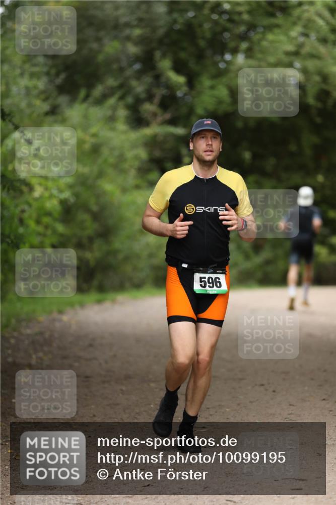 30.08.2026 - Elbe Triathlon Hamburg Antke Förster http://msf.ph/oto/10099195 30.08.2026 10:51:25 Laufen 596 meine-sportfotos.de