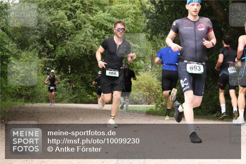 30.08.2026 - Elbe Triathlon Hamburg Antke Förster http://msf.ph/oto/10099230 30.08.2026 10:55:33 Laufen 460, 693, 1028 meine-sportfotos.de