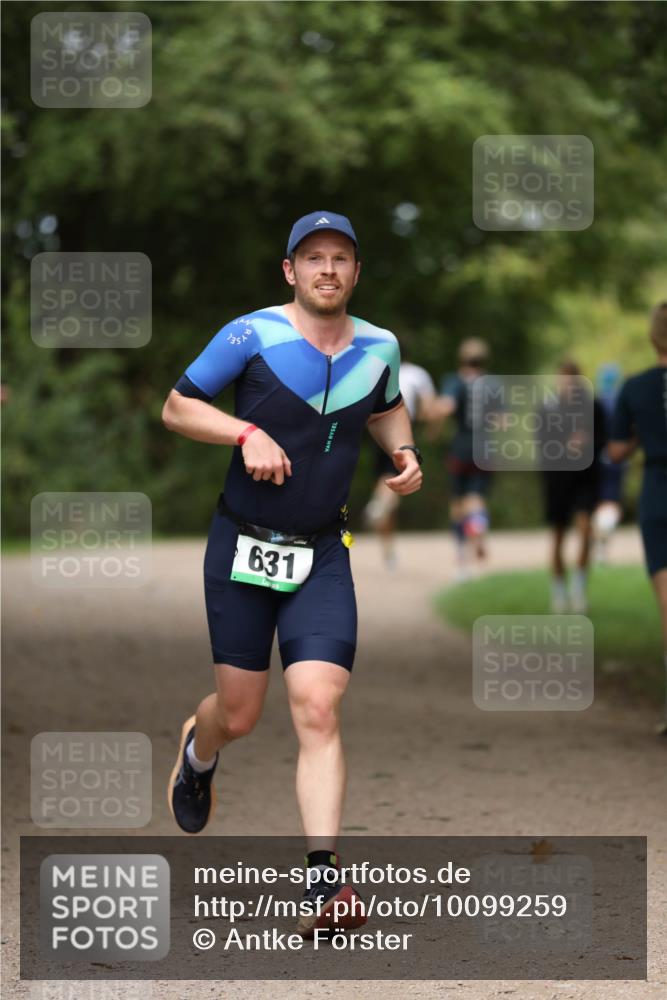 30.08.2026 - Elbe Triathlon Hamburg Antke Förster http://msf.ph/oto/10099259 30.08.2026 10:52:28 Laufen 631 meine-sportfotos.de