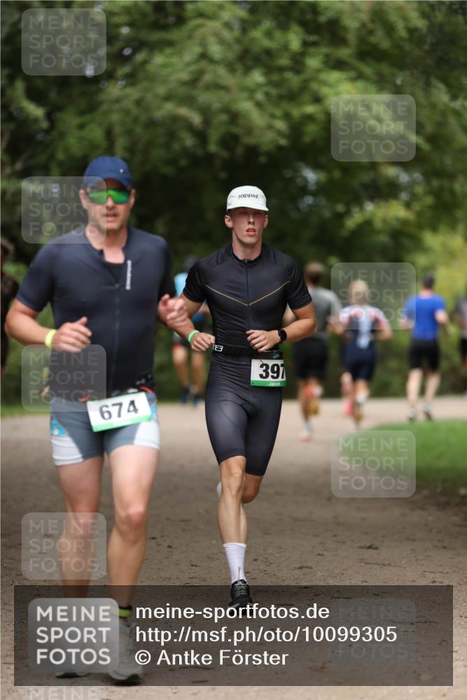 30.08.2026 - Elbe Triathlon Hamburg Antke Förster http://msf.ph/oto/10099305 30.08.2026 10:52:51 Laufen 674, 3, 391 meine-sportfotos.de