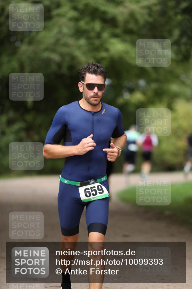 30.08.2026 - Elbe Triathlon Hamburg Antke Förster http://msf.ph/oto/10099393 30.08.2026 10:53:45 Laufen 659 meine-sportfotos.de