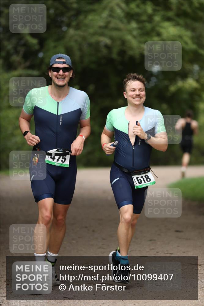 30.08.2026 - Elbe Triathlon Hamburg Antke Förster http://msf.ph/oto/10099407 30.08.2026 10:53:50 Laufen 475, 618 meine-sportfotos.de