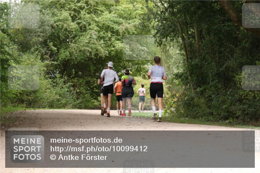 30.08.2026 - Elbe Triathlon Hamburg Antke Förster http://msf.ph/oto/10099412 30.08.2026 10:57:42 Laufen  meine-sportfotos.de