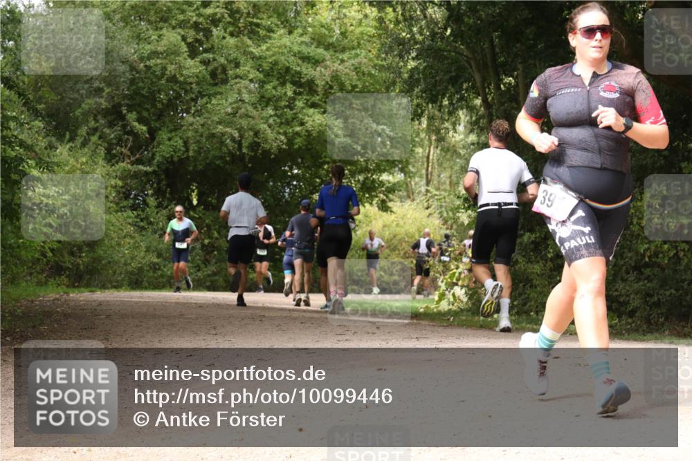 30.08.2026 - Elbe Triathlon Hamburg Antke Förster http://msf.ph/oto/10099446 30.08.2026 10:58:22 Laufen 39 meine-sportfotos.de