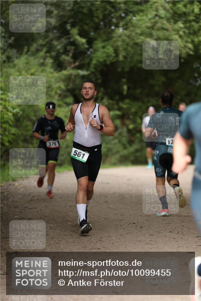 30.08.2026 - Elbe Triathlon Hamburg Antke Förster http://msf.ph/oto/10099455 30.08.2026 10:54:34 Laufen 376, 561, 13 meine-sportfotos.de