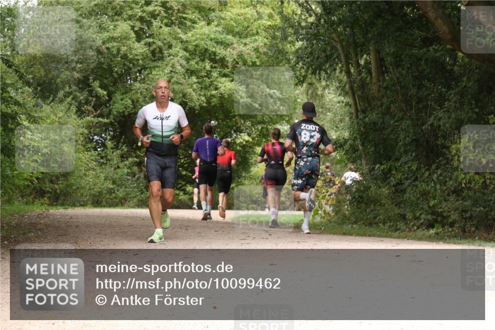 30.08.2026 - Elbe Triathlon Hamburg Antke Förster http://msf.ph/oto/10099462 30.08.2026 10:58:35 Laufen 83 meine-sportfotos.de