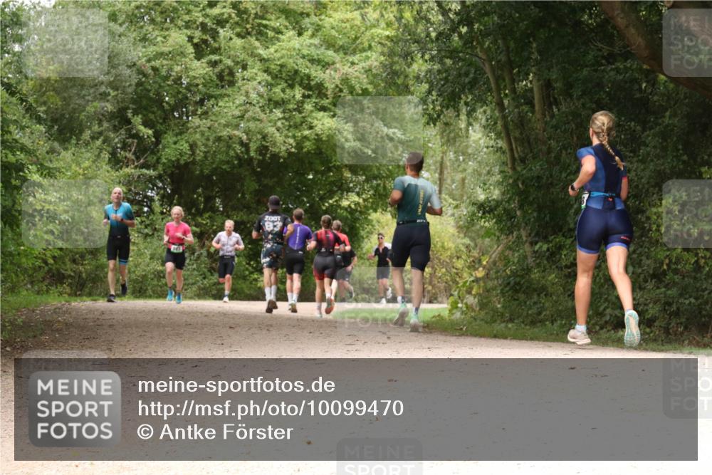 30.08.2026 - Elbe Triathlon Hamburg Antke Förster http://msf.ph/oto/10099470 30.08.2026 10:58:38 Laufen  meine-sportfotos.de