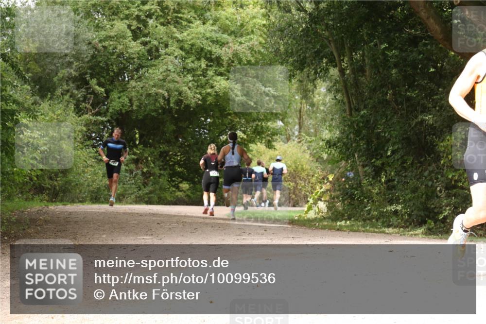 30.08.2026 - Elbe Triathlon Hamburg Antke Förster http://msf.ph/oto/10099536 30.08.2026 10:59:28 Laufen  meine-sportfotos.de