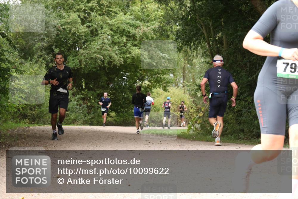 30.08.2026 - Elbe Triathlon Hamburg Antke Förster http://msf.ph/oto/10099622 30.08.2026 11:00:25 Laufen 799 meine-sportfotos.de