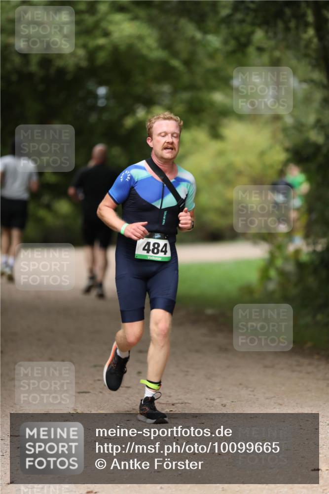 30.08.2026 - Elbe Triathlon Hamburg Antke Förster http://msf.ph/oto/10099665 30.08.2026 10:57:12 Laufen 484 meine-sportfotos.de