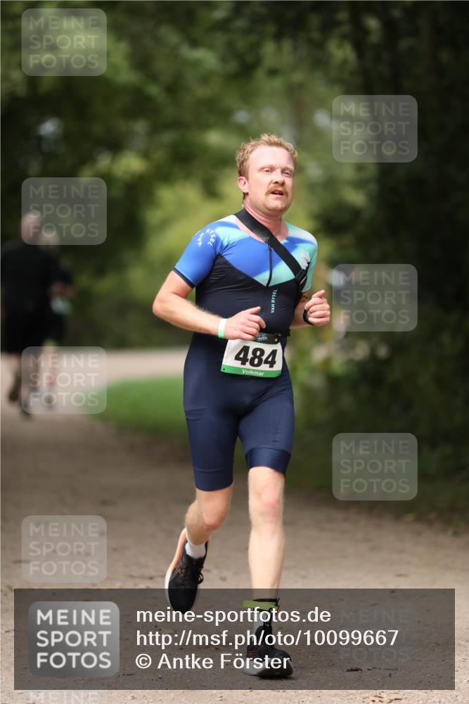 30.08.2026 - Elbe Triathlon Hamburg Antke Förster http://msf.ph/oto/10099667 30.08.2026 10:57:13 Laufen 484 meine-sportfotos.de