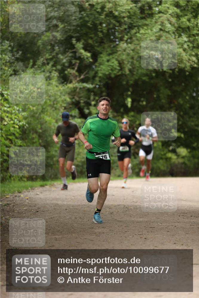 30.08.2026 - Elbe Triathlon Hamburg Antke Förster http://msf.ph/oto/10099677 30.08.2026 10:57:25 Laufen 1, 76 meine-sportfotos.de