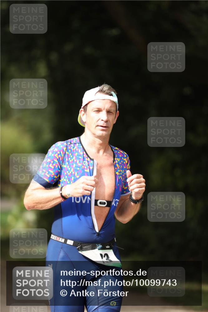 30.08.2026 - Elbe Triathlon Hamburg Antke Förster http://msf.ph/oto/10099743 30.08.2026 10:58:08 Laufen 13 meine-sportfotos.de