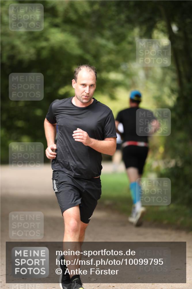 30.08.2026 - Elbe Triathlon Hamburg Antke Förster http://msf.ph/oto/10099795 30.08.2026 10:58:50 Laufen  meine-sportfotos.de