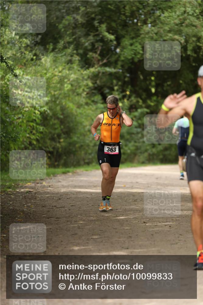 30.08.2026 - Elbe Triathlon Hamburg Antke Förster http://msf.ph/oto/10099833 30.08.2026 10:59:23 Laufen 363 meine-sportfotos.de