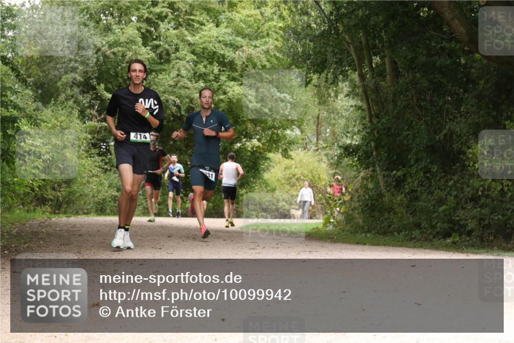 30.08.2026 - Elbe Triathlon Hamburg Antke Förster http://msf.ph/oto/10099942 30.08.2026 11:03:18 Laufen 414, 31 meine-sportfotos.de