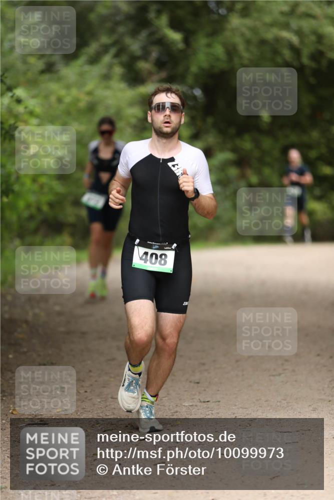 30.08.2026 - Elbe Triathlon Hamburg Antke Förster http://msf.ph/oto/10099973 30.08.2026 11:00:51 Laufen 408, 23 meine-sportfotos.de