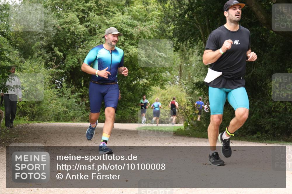 30.08.2026 - Elbe Triathlon Hamburg Antke Förster http://msf.ph/oto/10100008 30.08.2026 11:03:48 Laufen  meine-sportfotos.de