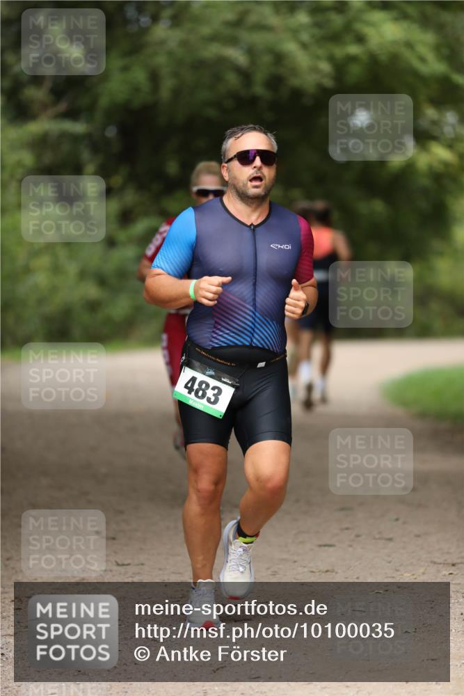 30.08.2026 - Elbe Triathlon Hamburg Antke Förster http://msf.ph/oto/10100035 30.08.2026 11:01:26 Laufen 483 meine-sportfotos.de