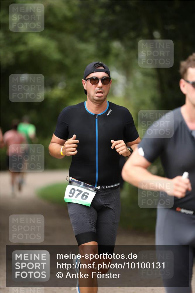 30.08.2026 - Elbe Triathlon Hamburg Antke Förster http://msf.ph/oto/10100131 30.08.2026 11:02:04 Laufen 976 meine-sportfotos.de