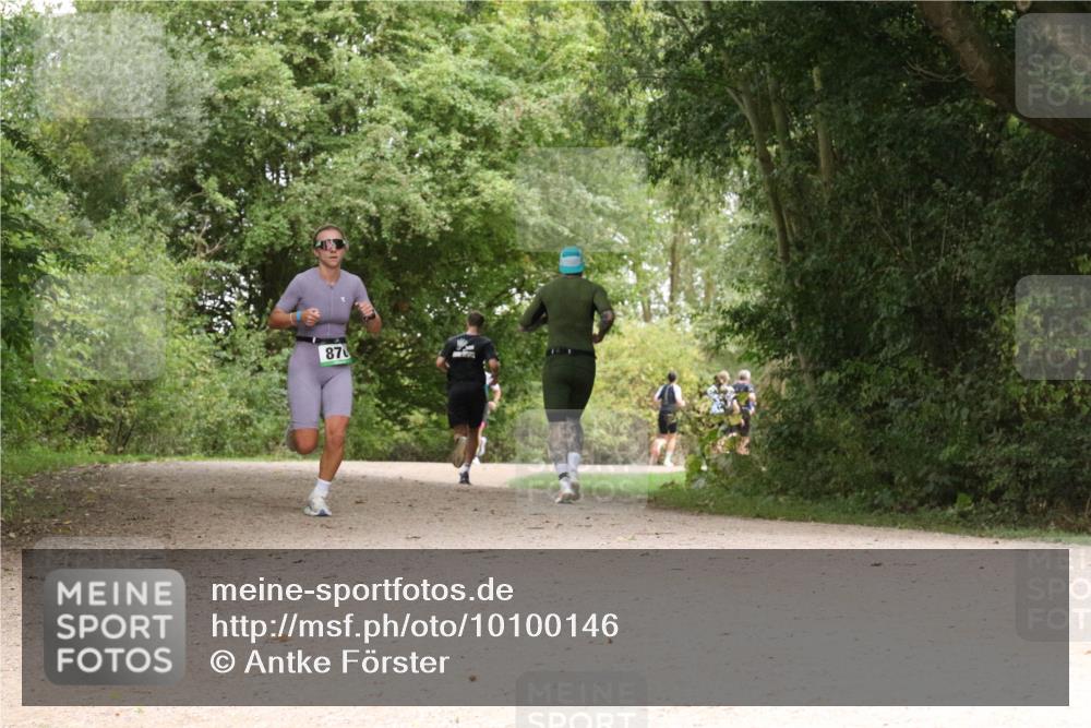 30.08.2026 - Elbe Triathlon Hamburg Antke Förster http://msf.ph/oto/10100146 30.08.2026 11:05:47 Laufen 870 meine-sportfotos.de