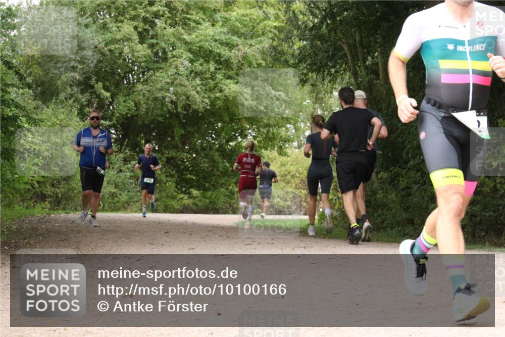 30.08.2026 - Elbe Triathlon Hamburg Antke Förster http://msf.ph/oto/10100166 30.08.2026 11:06:03 Laufen  meine-sportfotos.de