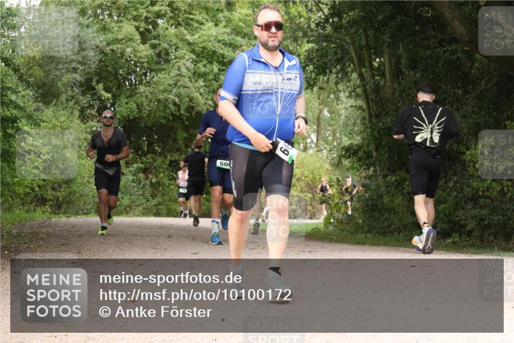 30.08.2026 - Elbe Triathlon Hamburg Antke Förster http://msf.ph/oto/10100172 30.08.2026 11:06:08 Laufen 506 meine-sportfotos.de