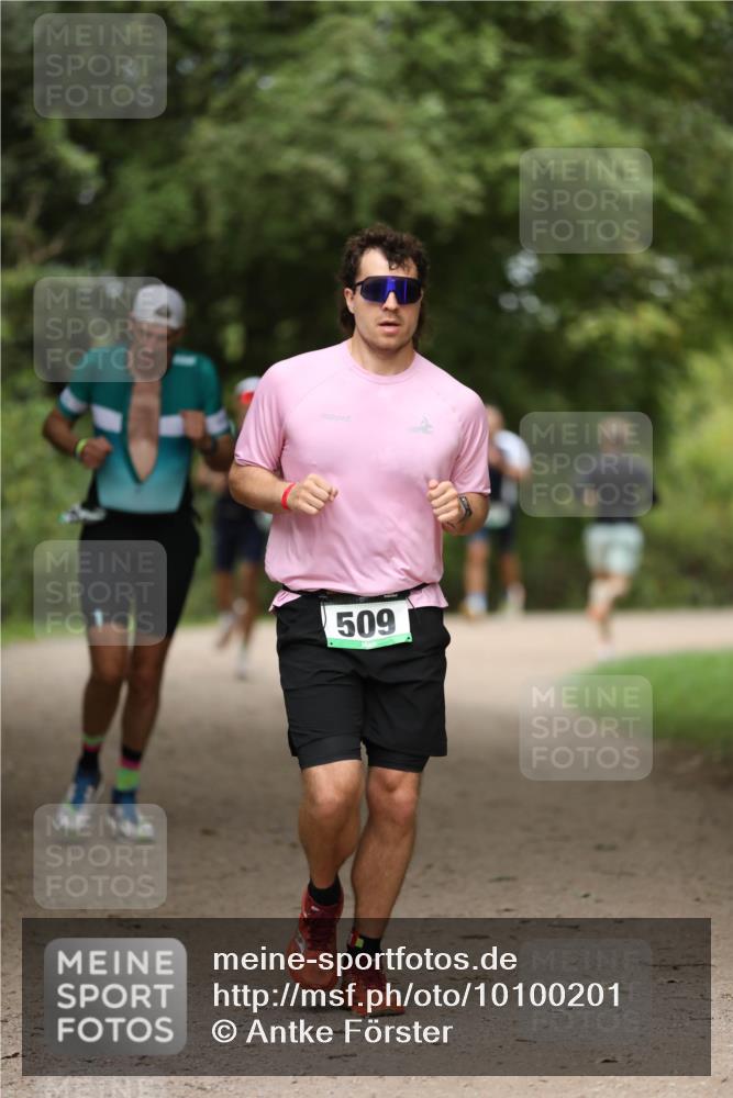 30.08.2026 - Elbe Triathlon Hamburg Antke Förster http://msf.ph/oto/10100201 30.08.2026 11:02:52 Laufen 509 meine-sportfotos.de