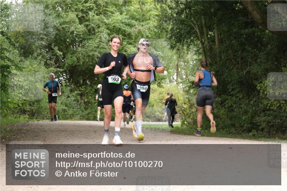 30.08.2026 - Elbe Triathlon Hamburg Antke Förster http://msf.ph/oto/10100270 30.08.2026 11:07:15 Laufen 768, 903, 098 meine-sportfotos.de