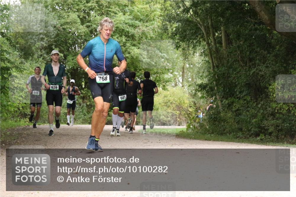 30.08.2026 - Elbe Triathlon Hamburg Antke Förster http://msf.ph/oto/10100282 30.08.2026 11:07:23 Laufen 505, 626, 569, 768, 681 meine-sportfotos.de