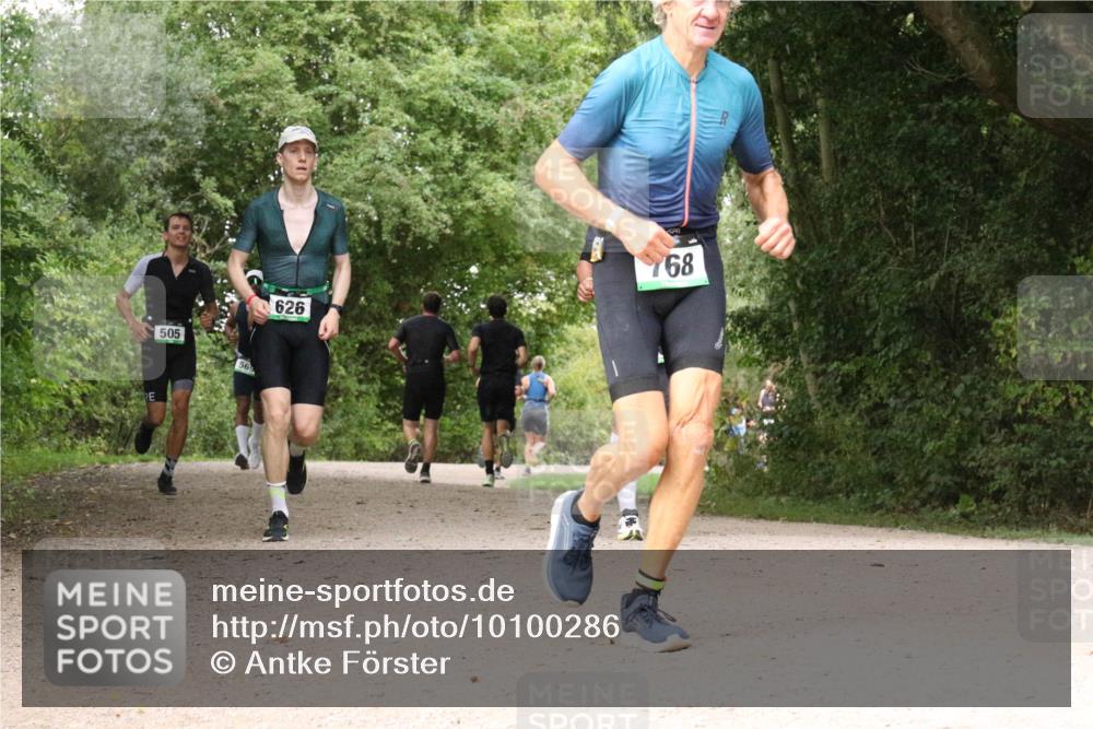 30.08.2026 - Elbe Triathlon Hamburg Antke Förster http://msf.ph/oto/10100286 30.08.2026 11:07:24 Laufen 505, 56, 626, 768 meine-sportfotos.de