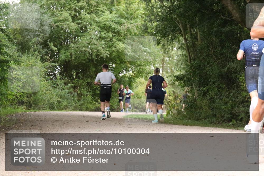 30.08.2026 - Elbe Triathlon Hamburg Antke Förster http://msf.ph/oto/10100304 30.08.2026 11:07:31 Laufen  meine-sportfotos.de