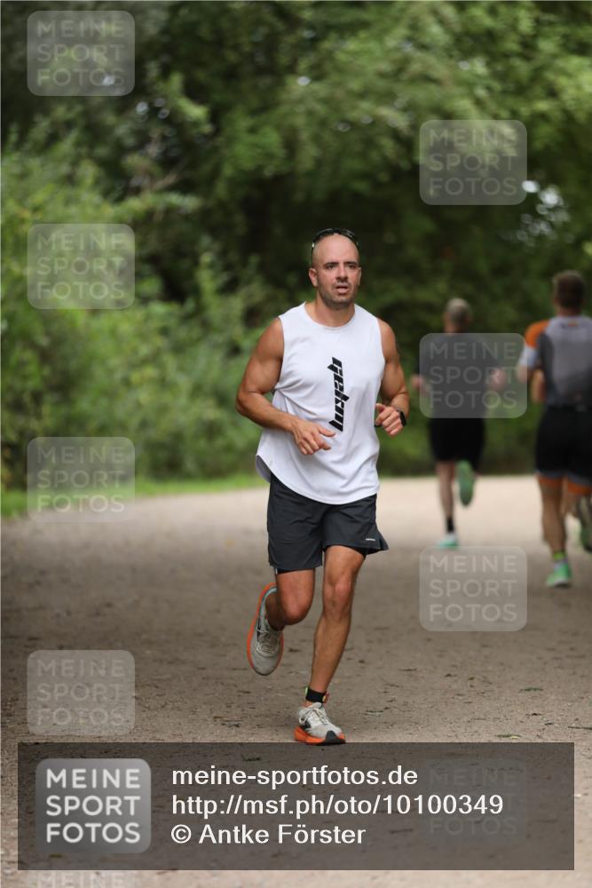 30.08.2026 - Elbe Triathlon Hamburg Antke Förster http://msf.ph/oto/10100349 30.08.2026 11:04:16 Laufen  meine-sportfotos.de