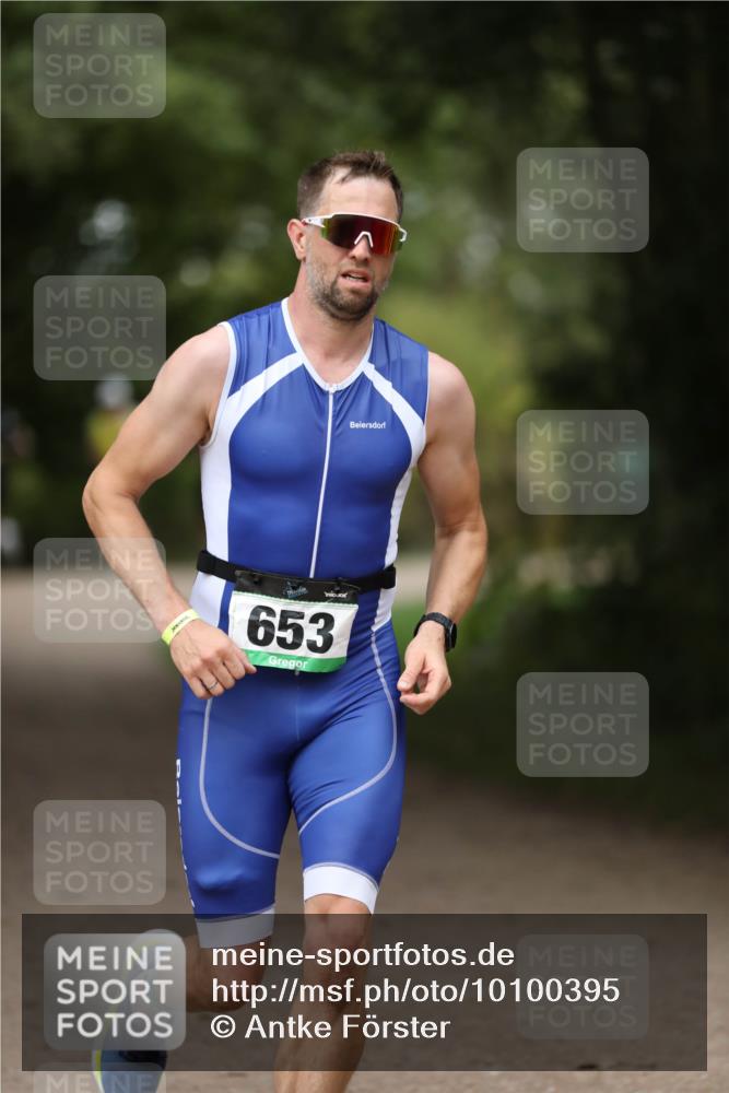 30.08.2026 - Elbe Triathlon Hamburg Antke Förster http://msf.ph/oto/10100395 30.08.2026 11:04:40 Laufen 653 meine-sportfotos.de