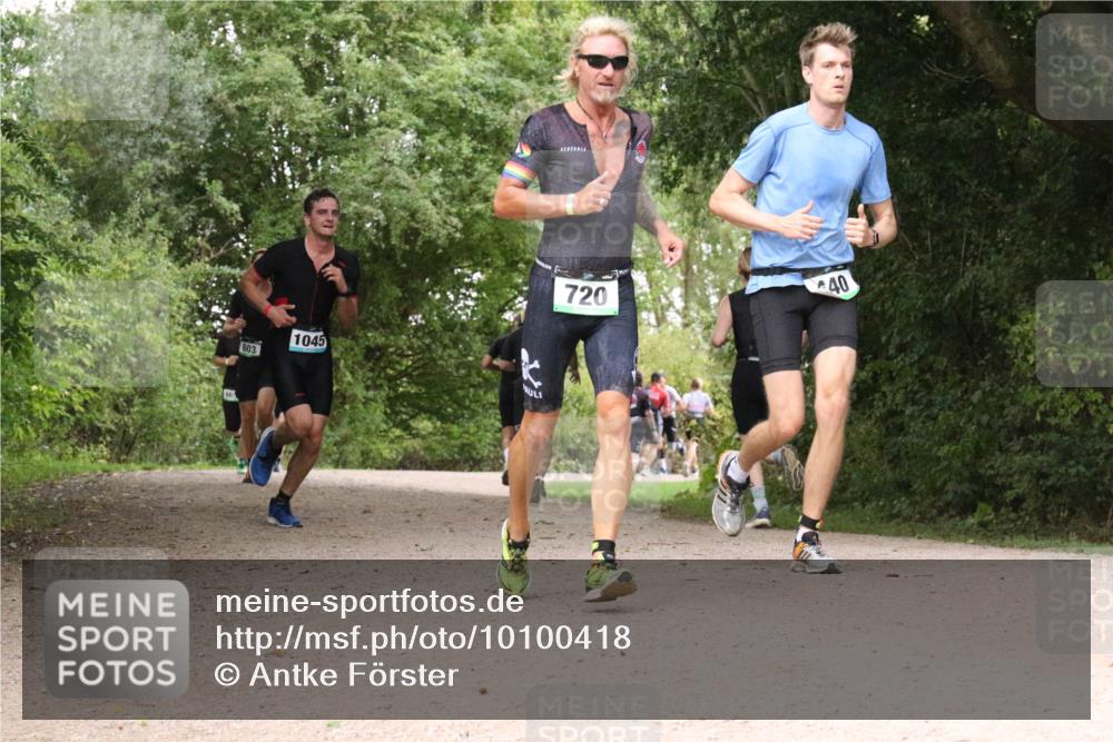 30.08.2026 - Elbe Triathlon Hamburg Antke Förster http://msf.ph/oto/10100418 30.08.2026 11:08:42 Laufen 1045, 603, 720, 40 meine-sportfotos.de
