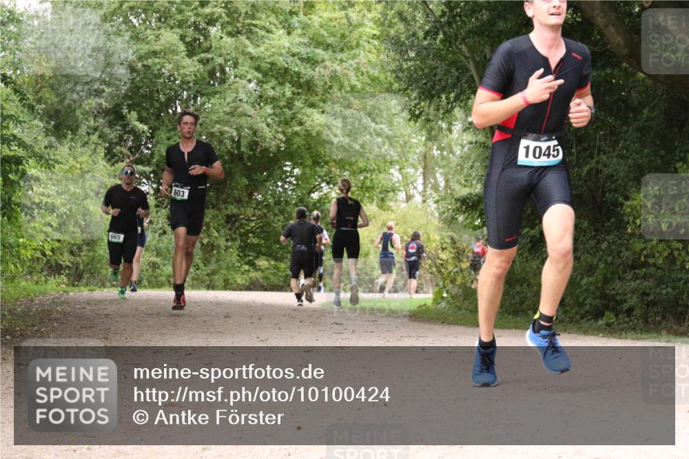 30.08.2026 - Elbe Triathlon Hamburg Antke Förster http://msf.ph/oto/10100424 30.08.2026 11:08:44 Laufen 665, 603, 1045 meine-sportfotos.de