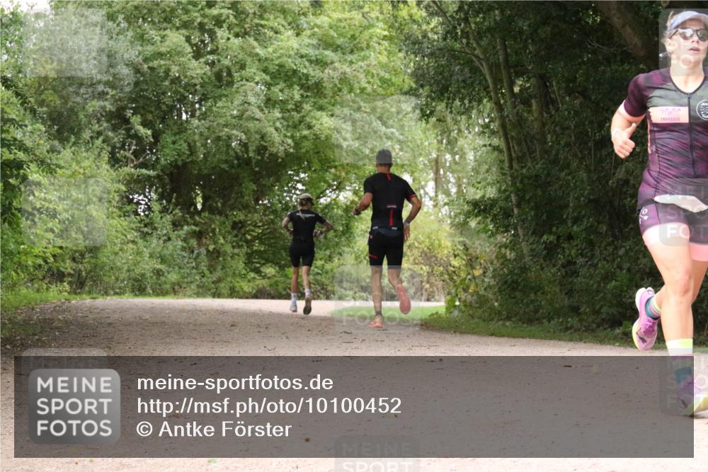 30.08.2026 - Elbe Triathlon Hamburg Antke Förster http://msf.ph/oto/10100452 30.08.2026 11:09:02 Laufen  meine-sportfotos.de