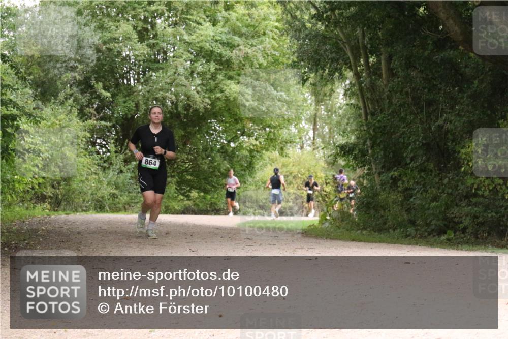 30.08.2026 - Elbe Triathlon Hamburg Antke Förster http://msf.ph/oto/10100480 30.08.2026 11:09:31 Laufen 864 meine-sportfotos.de