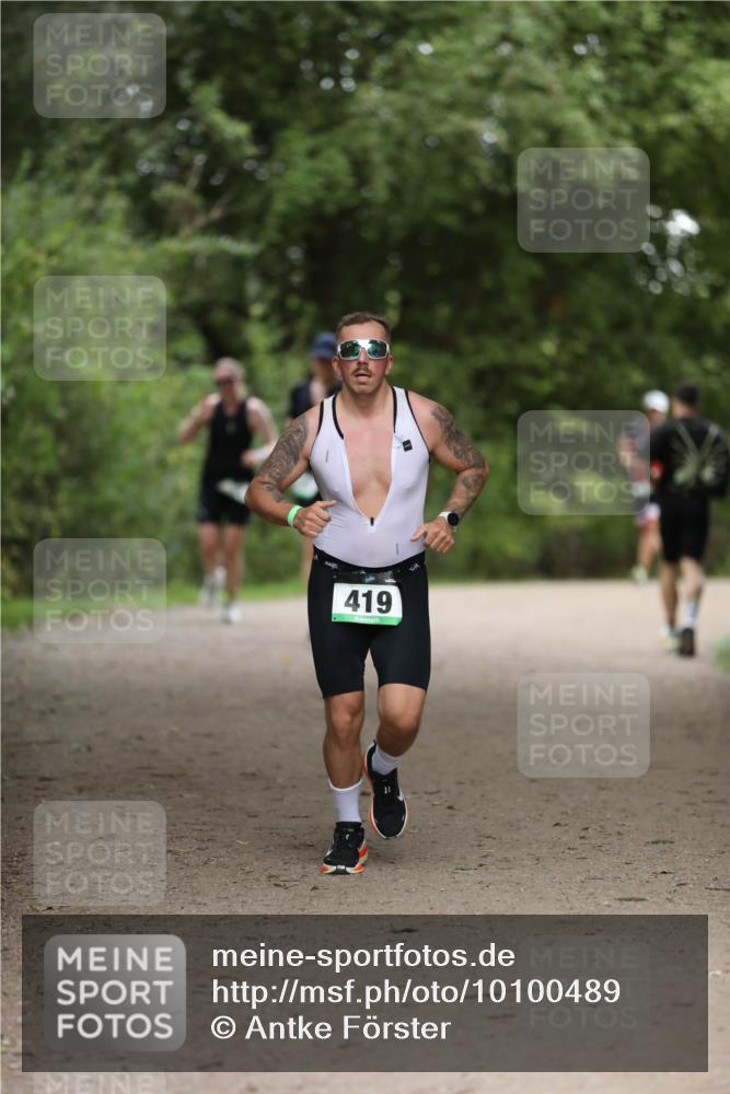30.08.2026 - Elbe Triathlon Hamburg Antke Förster http://msf.ph/oto/10100489 30.08.2026 11:06:17 Laufen 419 meine-sportfotos.de