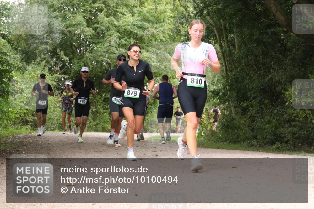 30.08.2026 - Elbe Triathlon Hamburg Antke Förster http://msf.ph/oto/10100494 30.08.2026 11:09:47 Laufen 395, 769, 558, 879, 810 meine-sportfotos.de