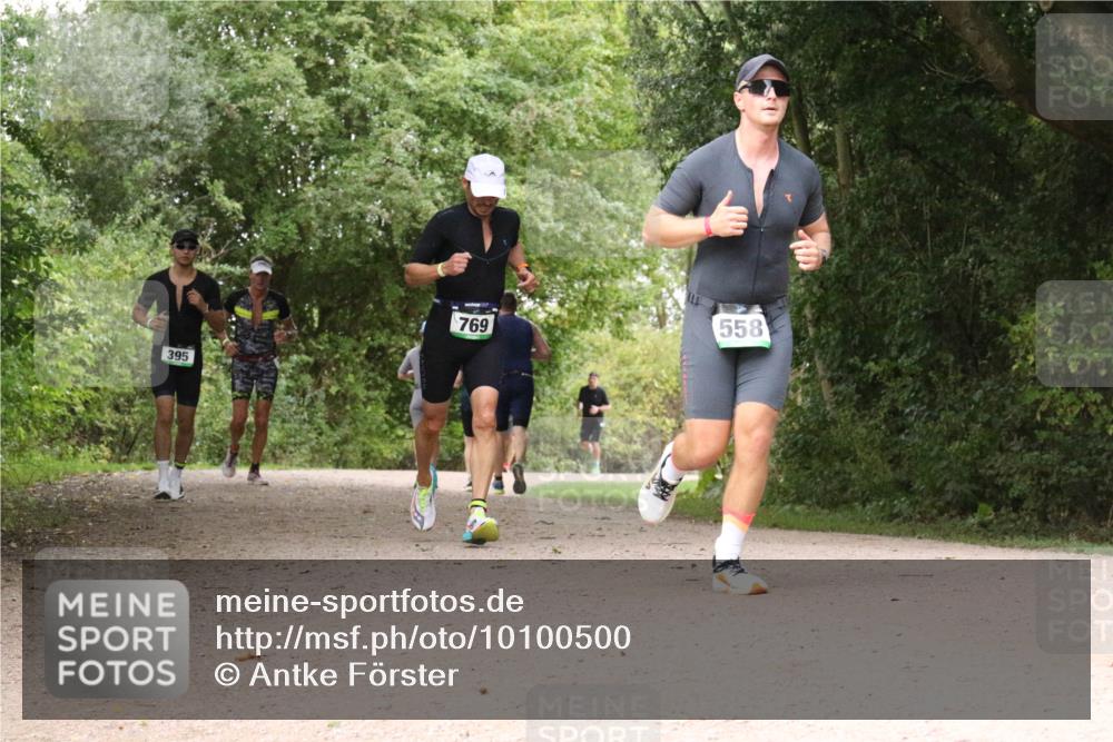30.08.2026 - Elbe Triathlon Hamburg Antke Förster http://msf.ph/oto/10100500 30.08.2026 11:09:49 Laufen 395, 769, 558 meine-sportfotos.de
